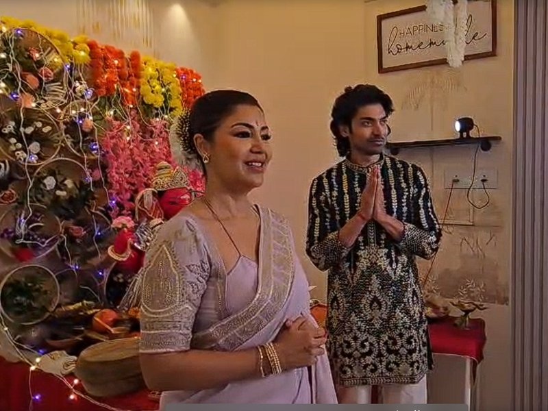 Debinna Bonnerjee, Gurmeet Choudhary celebrate Ganpati, stress on health over material possessions