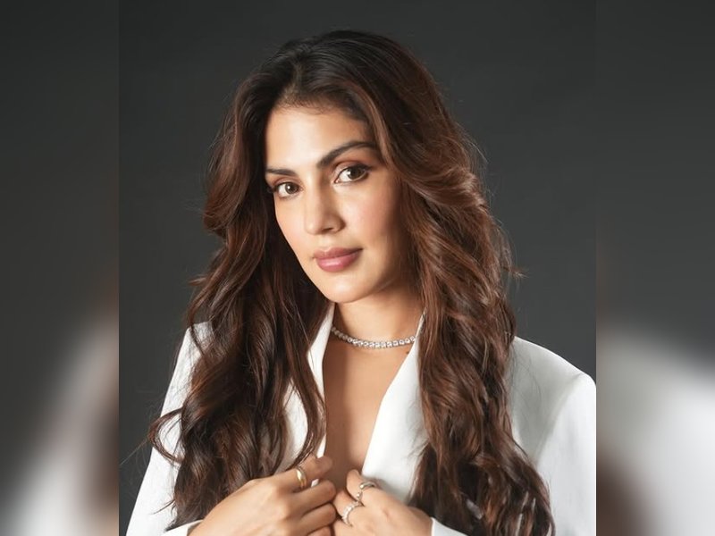 Disha Salian case: Dino Morea, Sooraj Pancholi, Rhea Chakraborty named by CBI in FIR