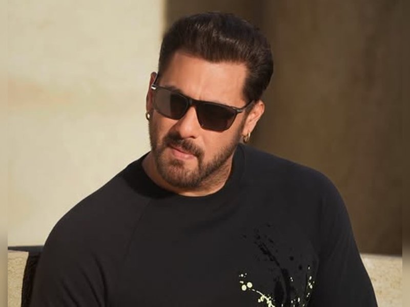 Post Ganpati darshan, Salman Khan shares a cryptic note on ‘happiness and contentment’