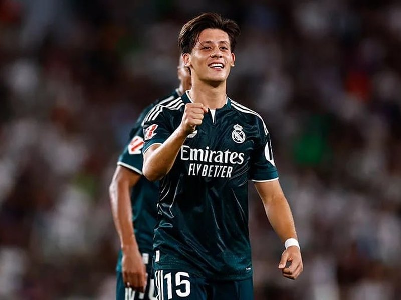 Espi saves win for Real Madrid, Valencia claims first victory in La Liga