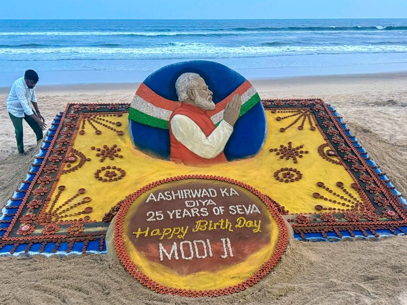 PM Modi's role in encouraging artists is crucial: Padma Shri Sudarshan Patnaik