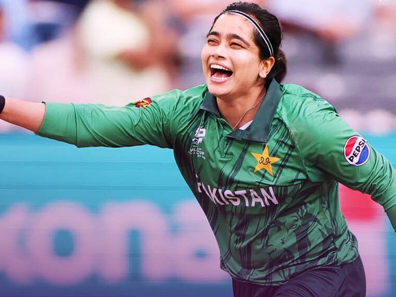 Asian Games: Fatima Sana’s all-round effort takes Pakistan SF