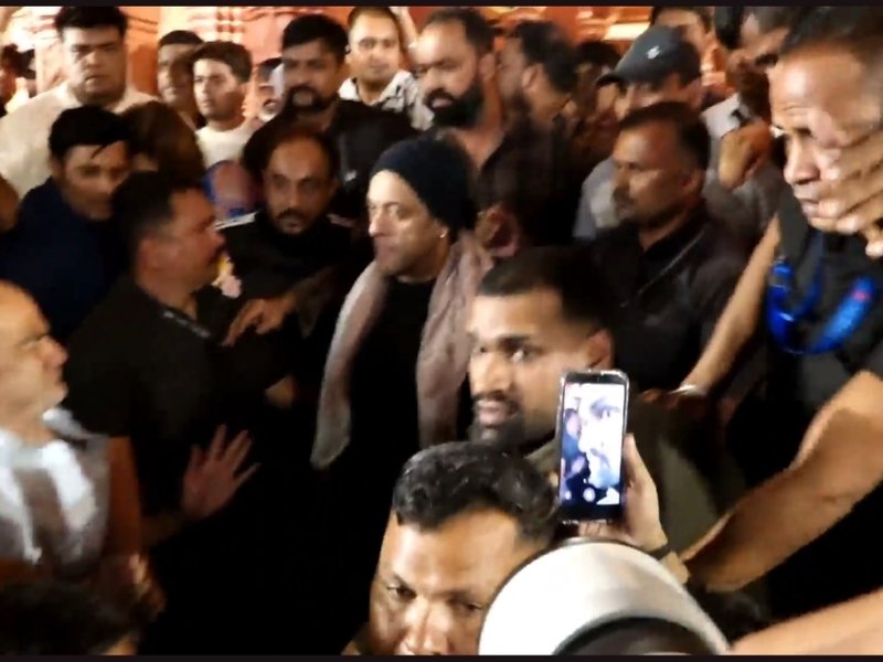 Salman Khan sneaks moment to make little boys happy amidst being mobbed by fans