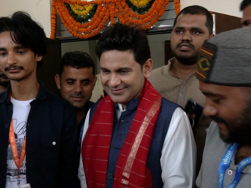 'वंदे मातरम्' विवाद पर भड़के मनोज मुंतशिर, बोले- ऐसी हरकतों से बाज आएं प्रतिपक्ष के नेता 