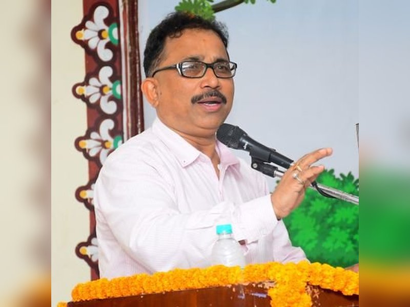 Odisha: BJD slams govt over Utkal University paper leak (Photo: @DrLeninMohanty1/X)
