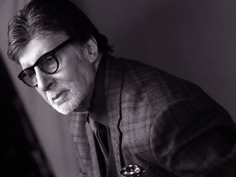 Amitabh Bachchan shares life lesson: Small efforts can open doors