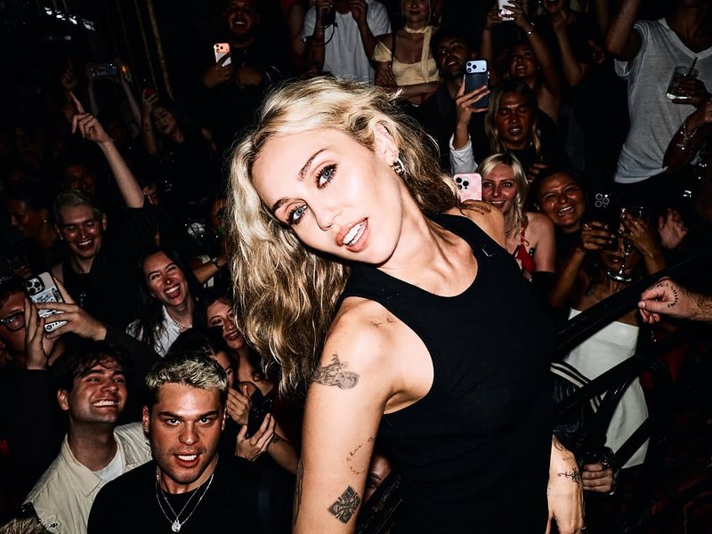 Miley Cyrus reveals why ‘Redlights’ is one of her favorite records she’s released to date