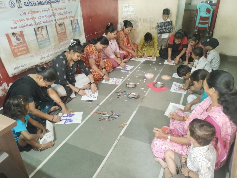 गुजरात में हर आंगनवाड़ी की निगरानी करेंगी महिलाओं की समितियां, पोषण और प्रारंभिक शिक्षा पर रहेगा फोकस