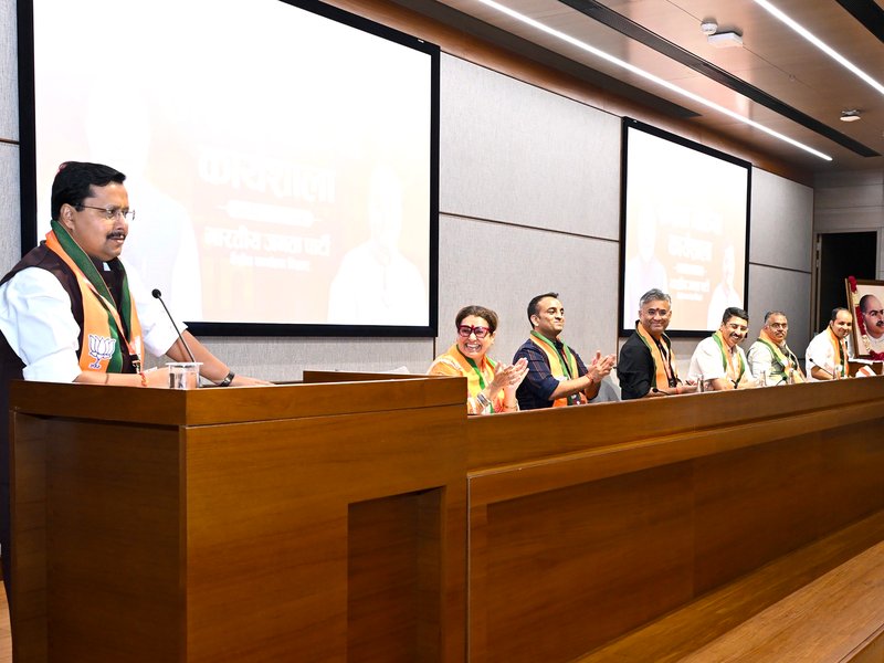 New Delhi: Bharatiya Janata Party National President Nitin Nabin addresses the National Social Media Workshop at the BJP headquarters in New Delhi on Sunday, September 20, 2026. (Photo: IANS/X/@NitinNabin)