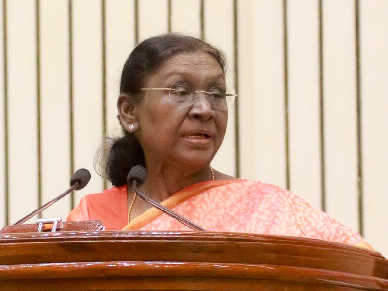 नाना पाटेकर के निधन पर राष्ट्रपति और उपराष्ट्रपति ने जताया दुख, कहा- भारतीय सिनेमा के लिए बड़ी क्षति 