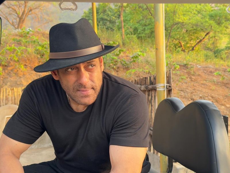 Salman Khan lashes out at trolls commenting on Katrina Kaif's post-pregnancy weight gain