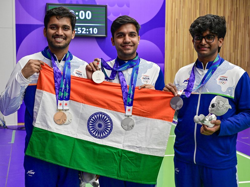'यह मेडल मेरे लिए खास है', पार्थ माने ने कोच और माता-पिता को समर्पित किया टीम सिल्वर मेडल