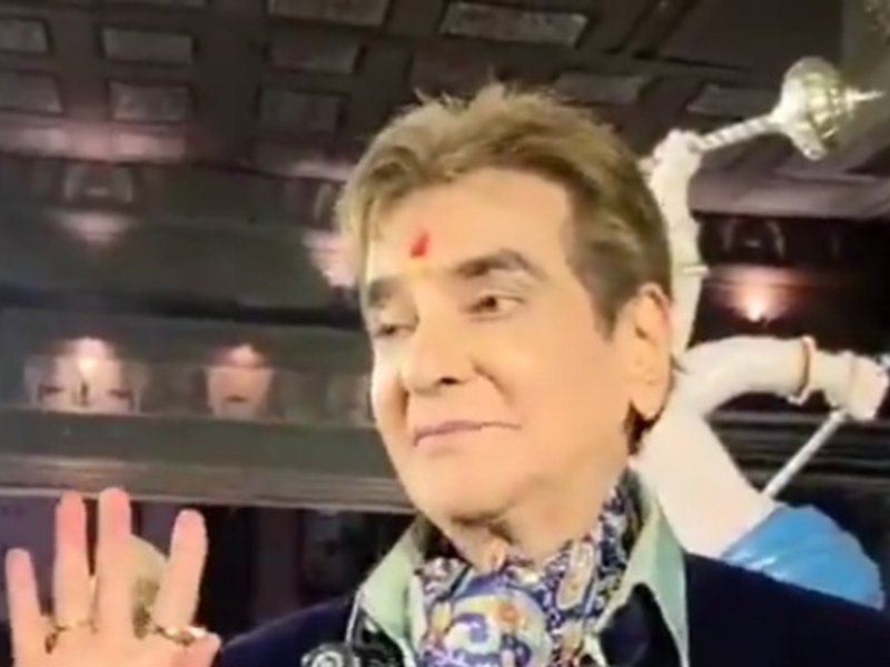 Jeetendra says he’s more Maharashtrian than Punjabi, vows to visit Bappa till death