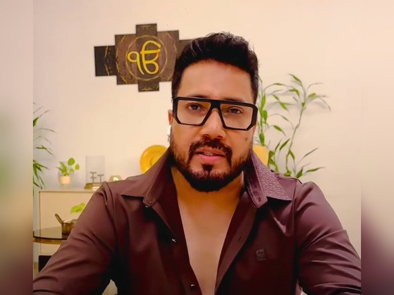 Mika Singh reacts to Salman Khan's stand against age-shaming and body-shaming: 'Both sides need to exercise some control'