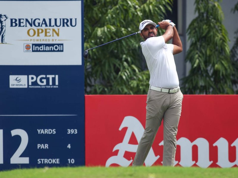 Khalin Joshi fires career-low 61 to lead Bengaluru Open 2026 at the Karnataka Golf Association (KGA) in Bengaluru on Tuesday. Photo credit: PGTI
