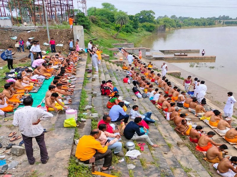 महाकाल की नगरी उज्जैन में पिंडदान का खास महत्व, क्षिप्रा किनारे सिद्धवट से जुड़ी है सदियों पुरानी मान्यता