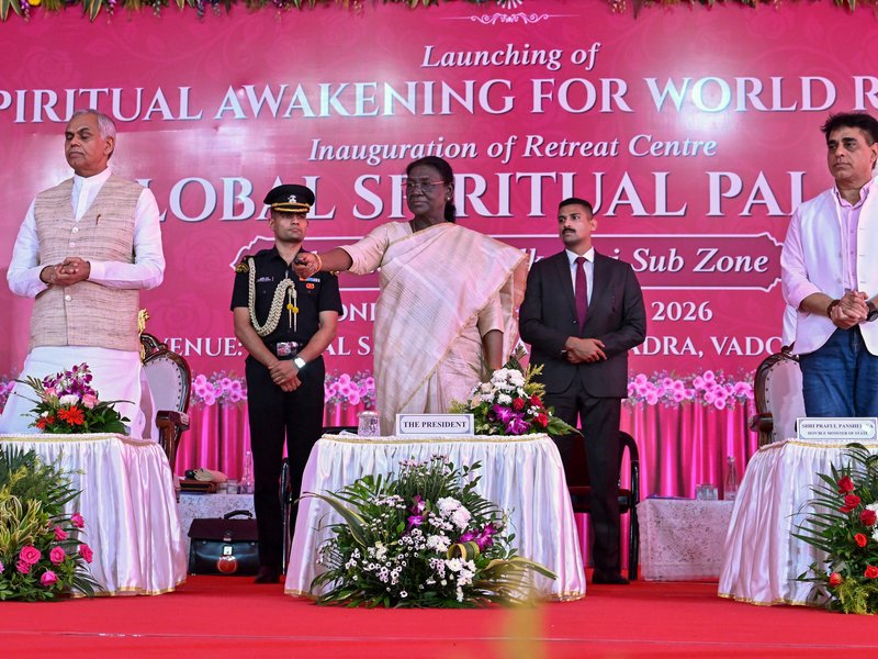 Vadodara: President Droupadi Murmu, with Gujarat Governor Acharya Devvrat and members of Brahma Kumaris, virtually launches the campaign ‘Youth for Viksit Bharat: Awakening Inner Strength for Nation Building’ of Brahma Kumaris during the inauguration of the ‘Global Spiritual Palace’ Retreat Centre in Vadodara, Gujarat, on Wednesday, September 23, 2026. (Photo: IANS/X/@rashtrapatibhvn)