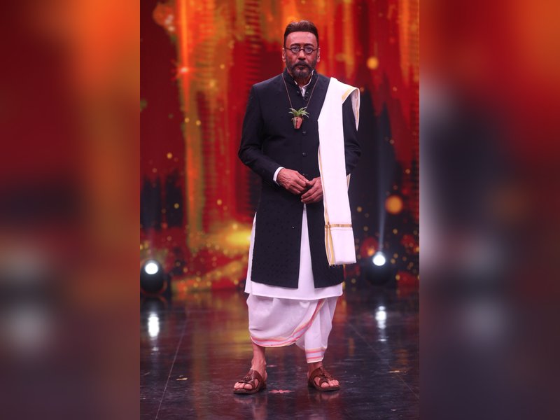 Jackie Shroff recalls how Dev Anand encouraged him during his debut 