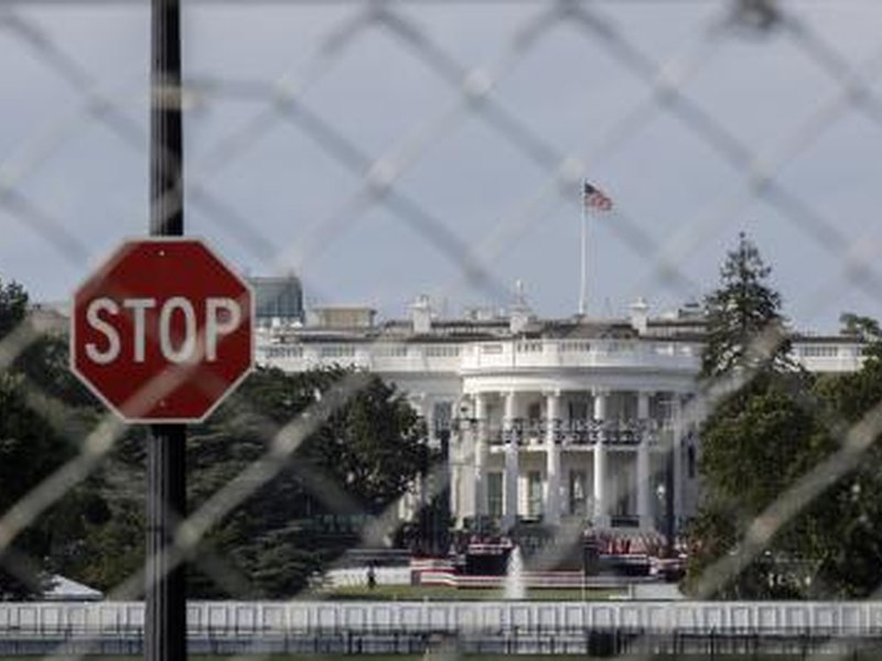 Anti-Xi protesters gather outside White House; chanting for free Tibet, Hong Kong