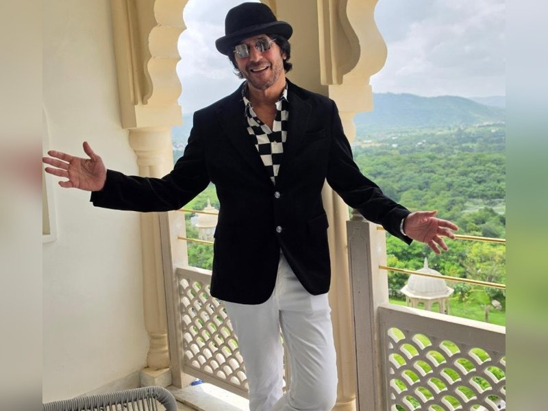 जब बाथरूम फंस गए थे चंकी पांडे, एक शख्स की मदद ने बदल दी पूरी जिंदगी