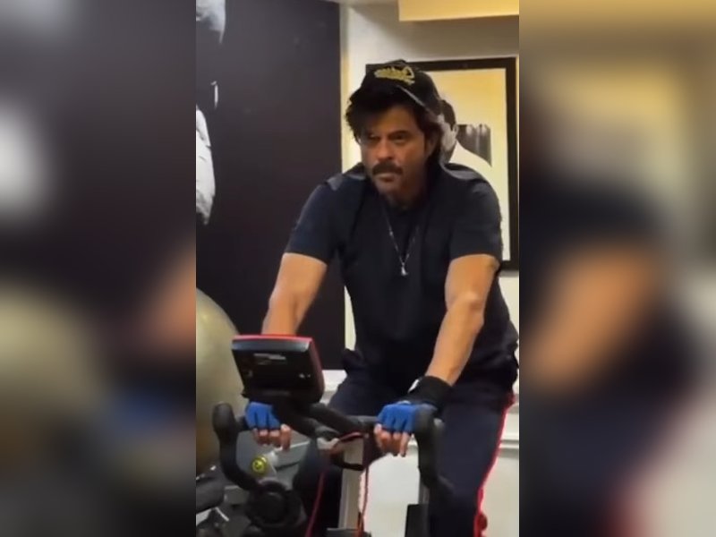 Anil Kapoor gives a glimpse of his ‘favourite cardio friend’ 