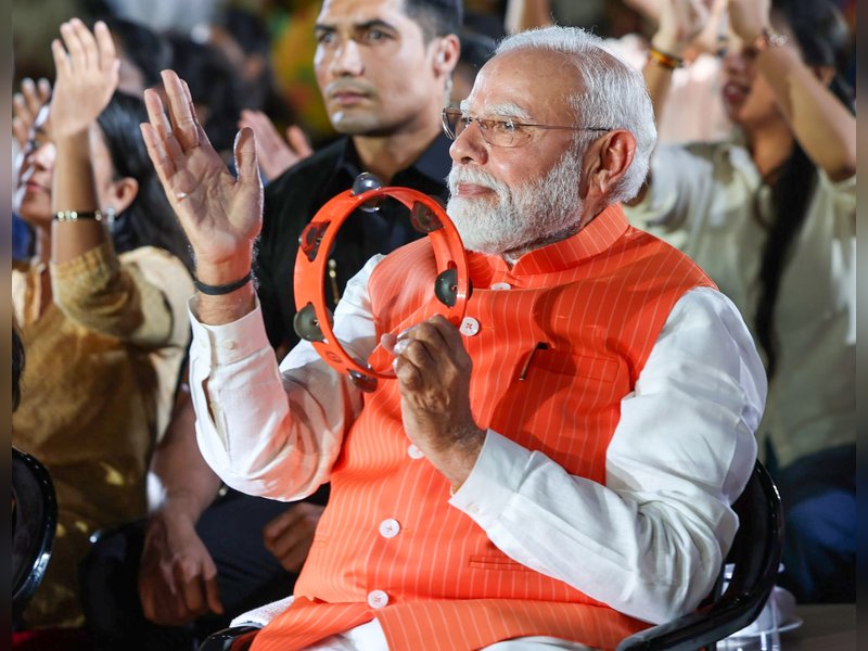 PM Modi joins Bhajan clubbing on Deen Dayal Upadhyaya’s birth anniversary