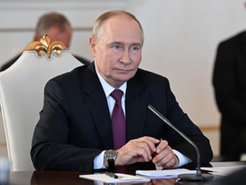 US senators urge Trump to keep Putin out of G20