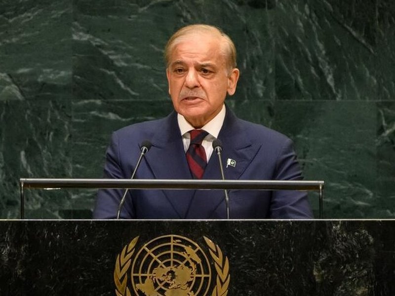 Sabre-rattling Shebaz Sharif stammers out threat to India 