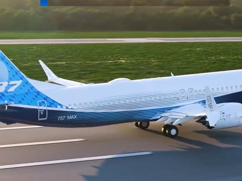New 737 MAX glitch raises landing concern