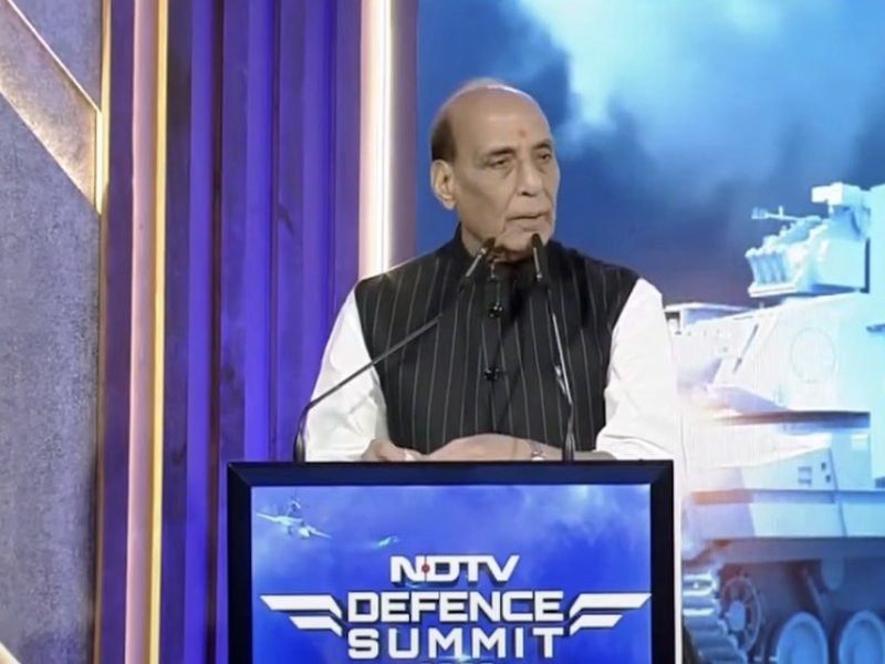 भारत के खिलाफ आतंकवाद को हवा देने वाले देश से बातचीत की गुंजाइश खत्म : राजनाथ सिंह