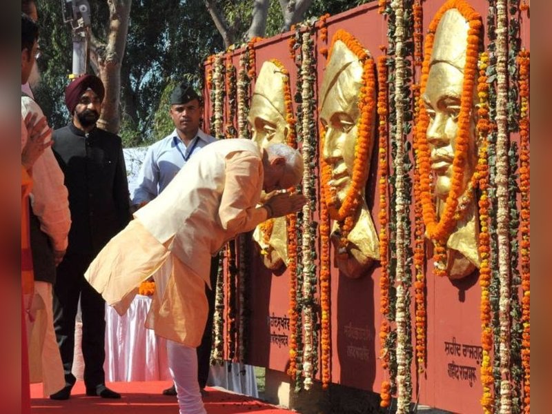 भगत सिंह का राष्ट्र सम्मान के लिए सर्वस्व न्योछावर करने का जज्बा नौजवानों की हिम्मत और हौसले का प्रतीक: पीएम मोदी