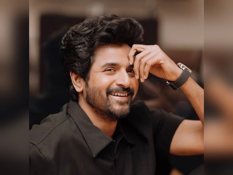 Sivakarthikeyan responds to Venkat Prabhu's post on film being dropped; says "waiting to collaborate with you soon!"   (Photo: Sivakarthikeyan/X)
