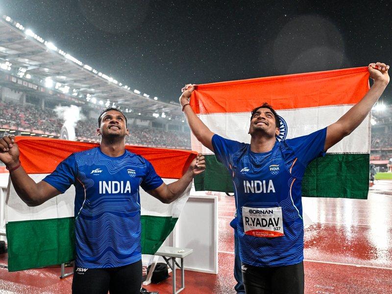 एशियन गेम्स: मेंस जैवलिन थ्रो में भारत का 'डबल धमाल', यशवीर को सिल्वर, रोहित ने जीता ब्रॉन्ज