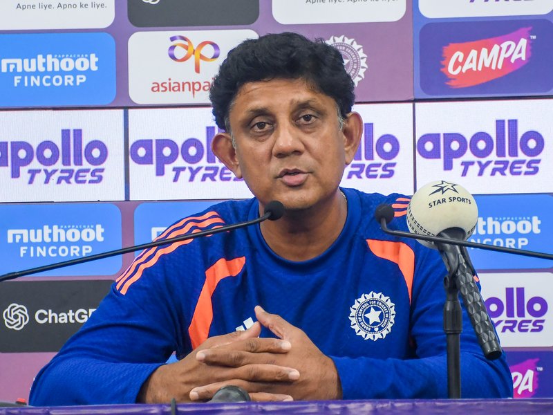 Lost far too many wickets in Power-play, bowlers gave away 20-30 extra runs: Sairaj Bahutule on India’s defeat in the fourth T20I in Auckland on Friday. Photo credit: @BCCI