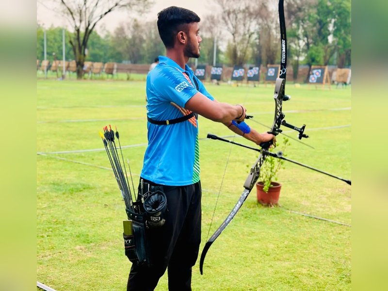 Neeraj stuns three-time gold medallist to enter recurve individual QF; Dhiraj also progresses 