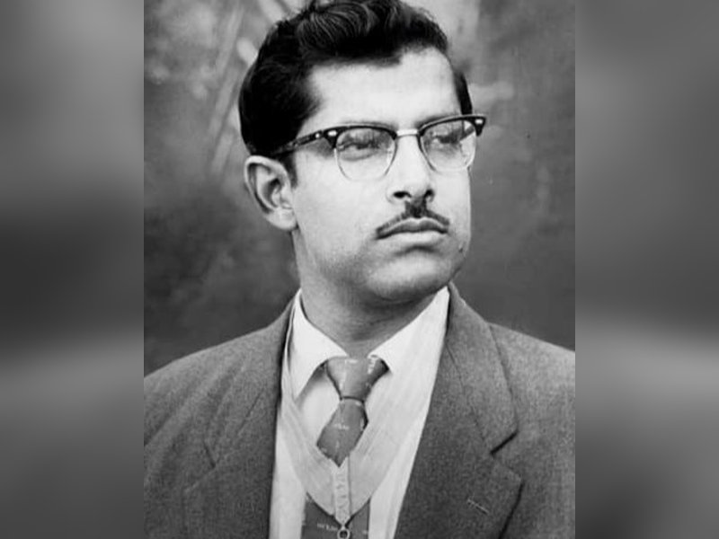  ऋषिकेश मुखर्जी की वो 5 फिल्में, जिन्होंने बदल दी हिंदी सिनेमा की तस्वीर