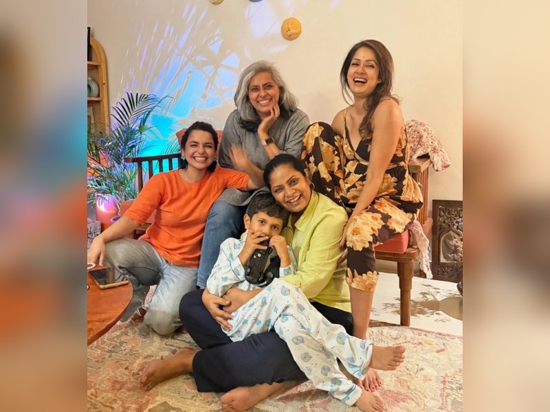 Chitrashi Rawat gives a glimpse of ‘Chak De! India’ girls’ reunion, calls it ‘sisterhood of another'