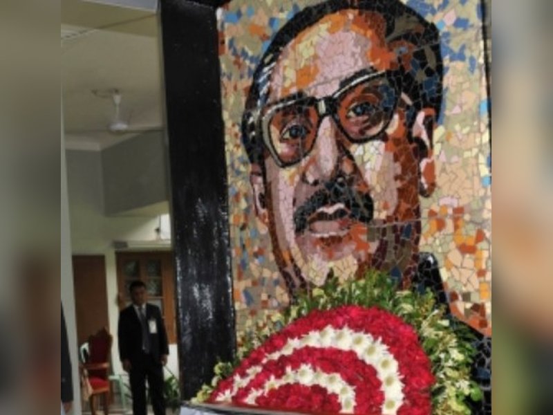 Bangladesh: Publishing house staff harassed over sale of Bangabandhu’s book