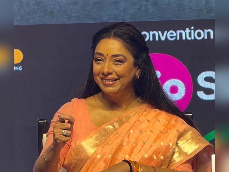 Rupali Ganguly breaks down in tears while recalling late father’s dream of owning a house in Mumbai