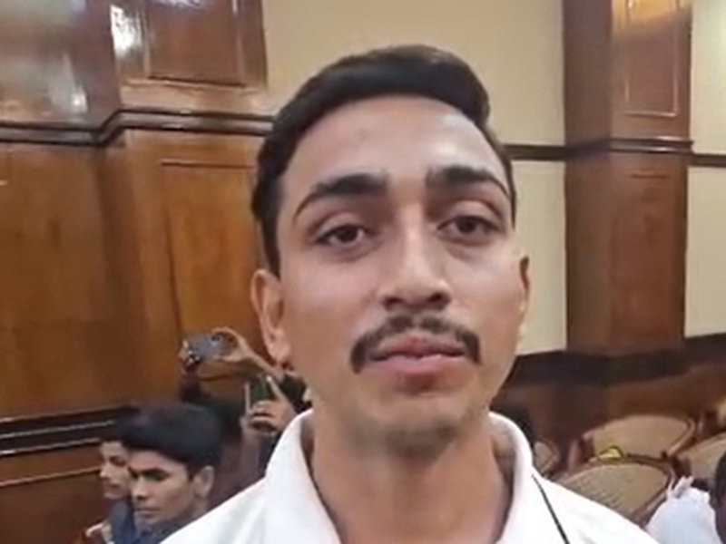 Dismissed BSF tradesmen share their sufferings, veterans support their cause for reinstatement