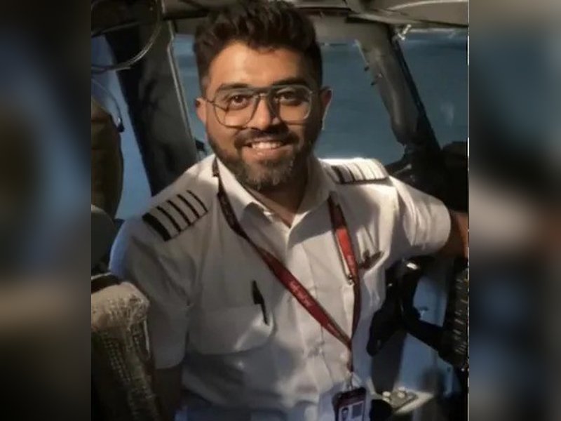 Captain Smit Machchhar: Indian pilot who helped save 174 lives on flydubai flight
