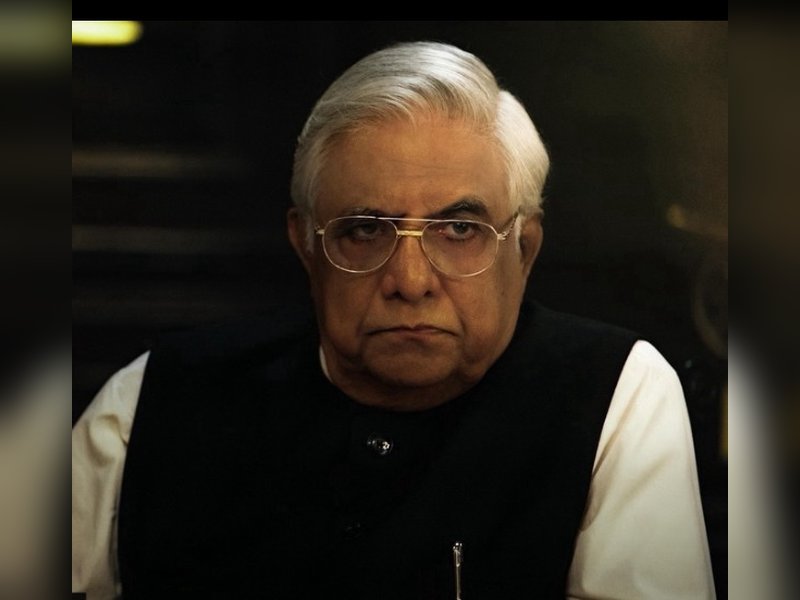 Aanjjan Srivastav breaks down in tears at Mushtaq Khan’s prayer meet: He left us too soon