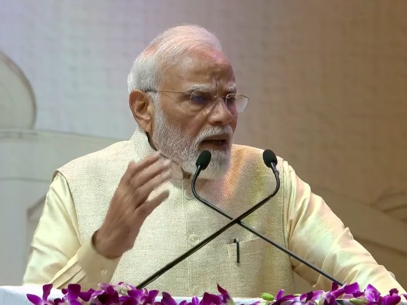 'सरकार माई-बाप नहीं, नागरिक देवो भव है यूपीएससी के नए दौर का मंत्र : पीएम मोदी 