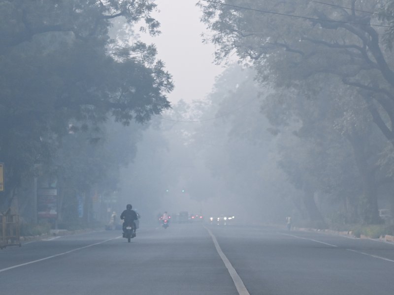 Monsoon withdrawal brings mild chill to Delhi-NCR mornings, evenings; AQI remains in moderate category
