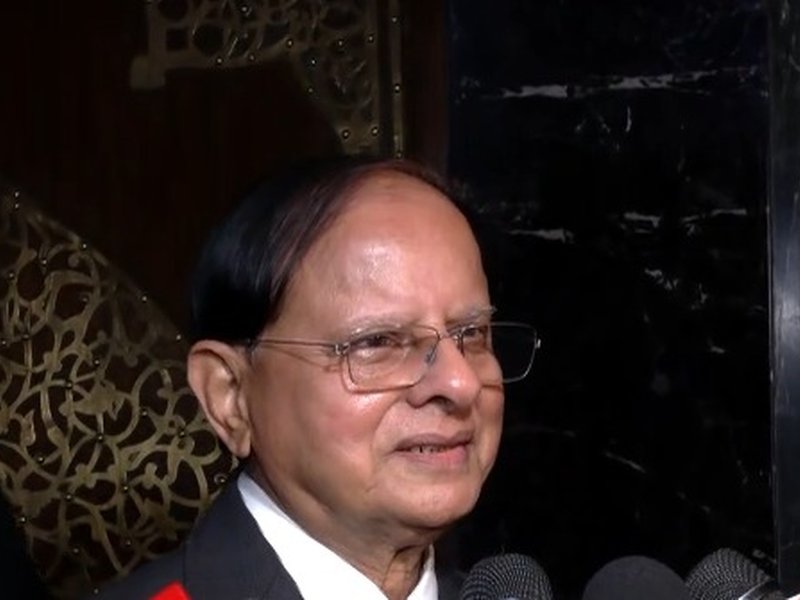 वैश्विक अनिश्चितता के बीच भारत तेज विकास दर बनाए रखने में कामयाब : पीके मिश्रा