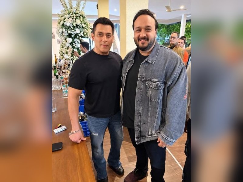 Salman Khan pens birthday wish for late friend Baba Siddique's son Zeeshan