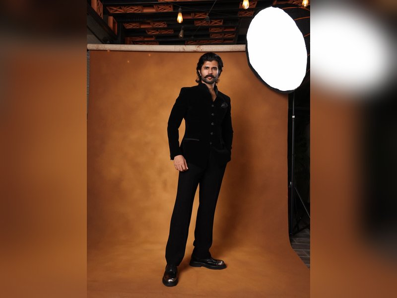 Vijay Deverakonda backs Jr NTR's call for laws against misuse of AI; says those responsible for morphed video musn't be spared (Photo: Vijay Deverakonda/X)