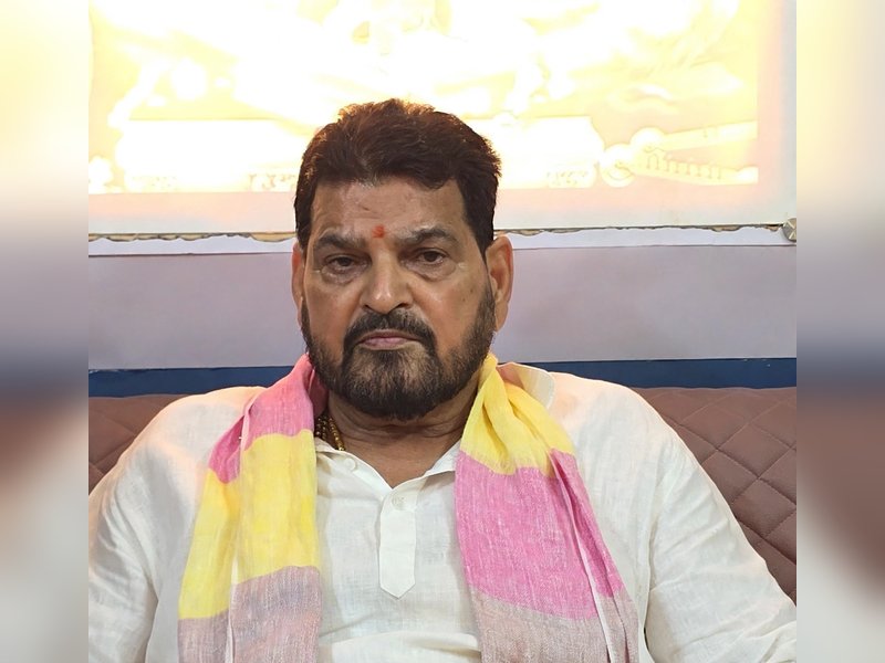 चुनाव आयोग और ईवीएम विवाद पर बृजभूषण का पलटवार, विपक्ष से मांगा सबूत