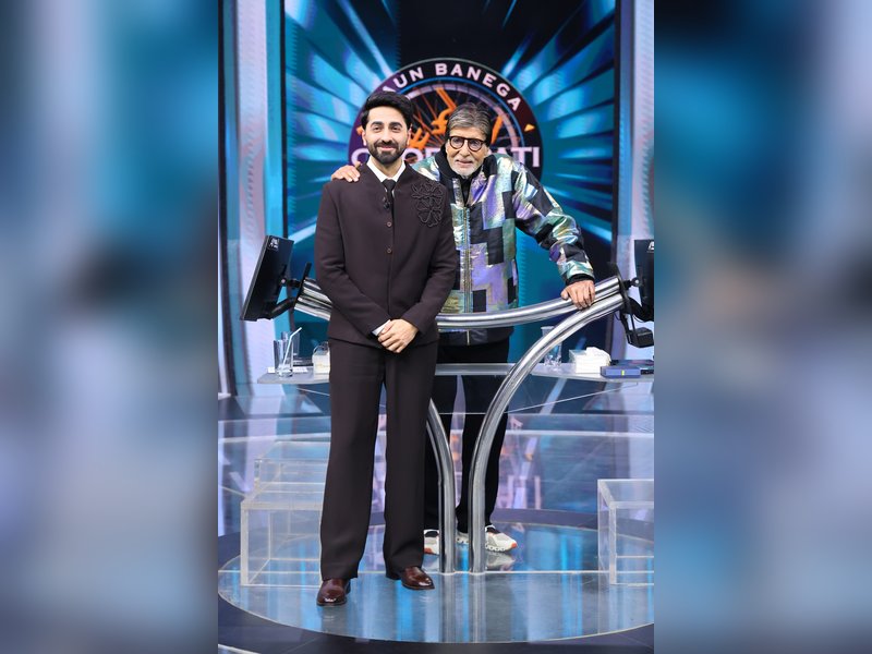 Big B recalls Yash Chopra’s ‘strange’ transformation from ‘Kabhi Kabhie’ to ‘Deewaar’ 