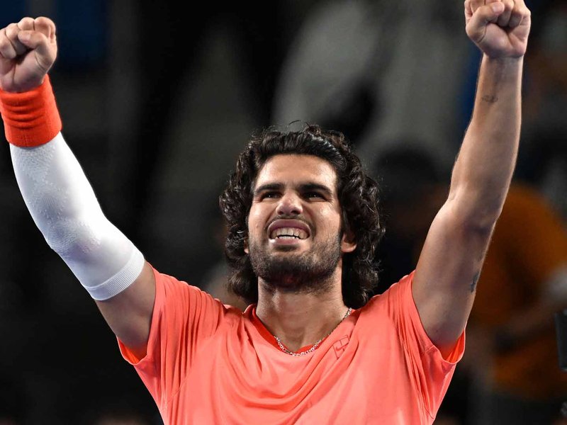 Carlos Alcaraz of Spain overcomes challenge of compatriot Jaume Munar to move into Japan Open final at the Ariake Coliseum in Tokyo on Monday. Photo credit: ATP
